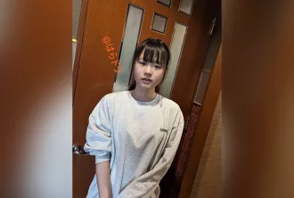 FC2-4450862 F罩杯為什麼這麼可愛的女孩，有她愛的男朋友，讓我在沒有節育的情況下中出內射！！ 素人