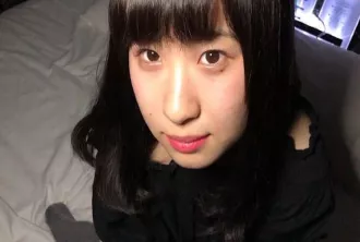 FC2-917827 娃娃臉巨乳18歲，身材矮小149公分！！狂操麵包店店員！！ 素人