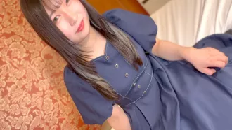 FC2-4528646-1 皮膚白皙的少女害羞地脫掉了衣服，發現自己的毛還沒有經過處理。大量濃密的體內射精。-1 素人